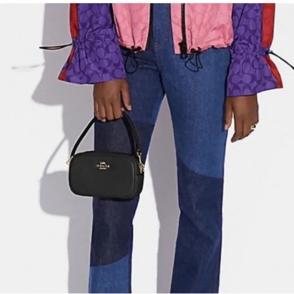 Coach Jamie Wristlet/clutch In Gold/Black Refined pebble leather NWOT - Picture 7 of 14